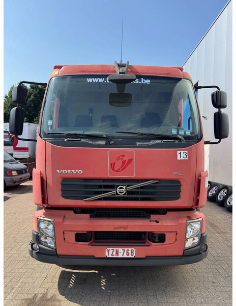 Volvo FL 240 **EURO 4-MANUAL GEARBOX** - Tovornjak zabojnik: slika 2 Volvo FL 240 **EURO 4-MANUAL GEARBOX** - Tovornjak zabojnik: slika 2