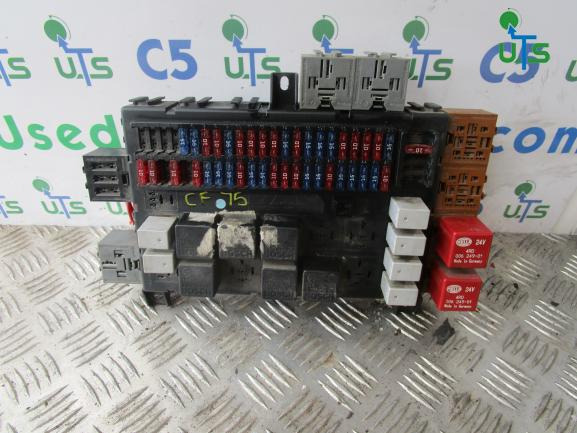 DAF CF 75/85 FUSEBOARD PART NO 1373830/518685003/01 - Električni sistem za Tovornjak: slika 1 DAF CF 75/85 FUSEBOARD PART NO 1373830/518685003/01 - Električni sistem za Tovornjak: slika 1