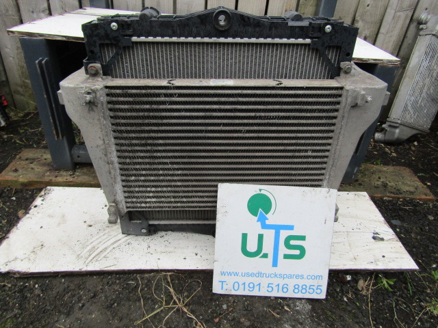 DAF LF 45 180 RADIATOR/INTERCOOLER PACK - Hladilnik motorja za Tovornjak: slika 3 DAF LF 45 180 RADIATOR/INTERCOOLER PACK - Hladilnik motorja za Tovornjak: slika 3