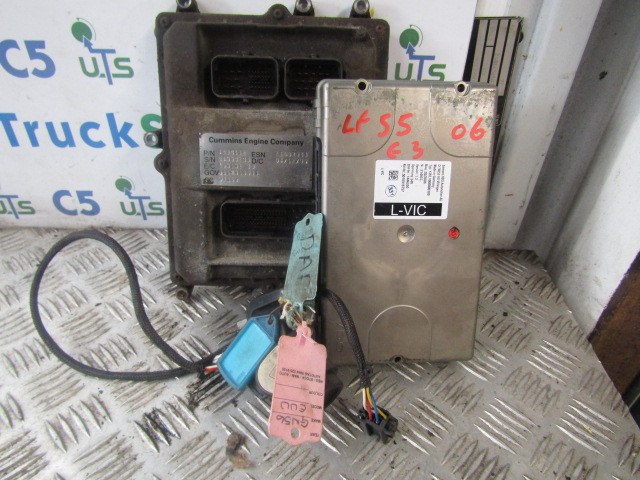 DAF LF 55 220 EURO 3 ENGINE ECU KIT P/NO 1898112 - ECU za Tovornjak: slika 2 DAF LF 55 220 EURO 3 ENGINE ECU KIT P/NO 1898112 - ECU za Tovornjak: slika 2