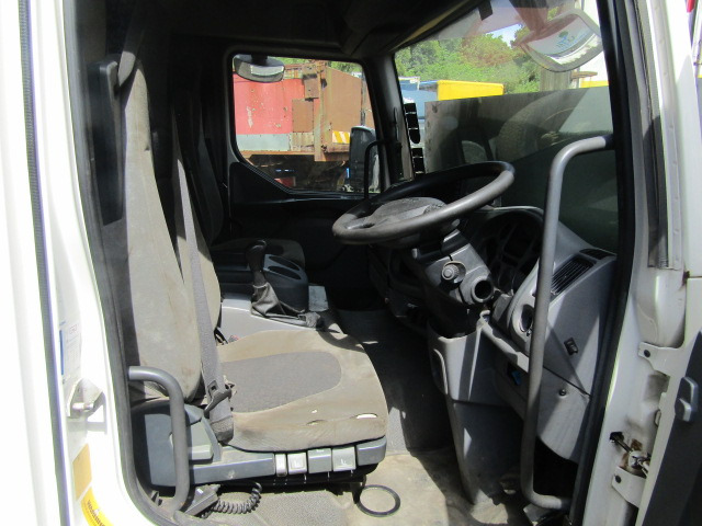 DAF LF 55 CAB EURO 5 MANUAL COMPLETE EXCELLENT CONDITION - Kabina za Tovornjak: slika 4 DAF LF 55 CAB EURO 5 MANUAL COMPLETE EXCELLENT CONDITION - Kabina za Tovornjak: slika 4