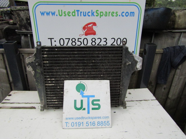 DAF LF 55 INTERCOOLER P/NO 1659127 - Hladilnik motorja za Tovornjak: slika 2 DAF LF 55 INTERCOOLER P/NO 1659127 - Hladilnik motorja za Tovornjak: slika 2
