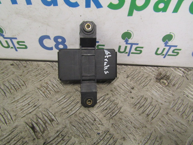 IVECO STRALIS CONTROL UNIT P/NO 504111498 - Električni sistem za Tovornjak: slika 1 IVECO STRALIS CONTROL UNIT P/NO 504111498 - Električni sistem za Tovornjak: slika 1