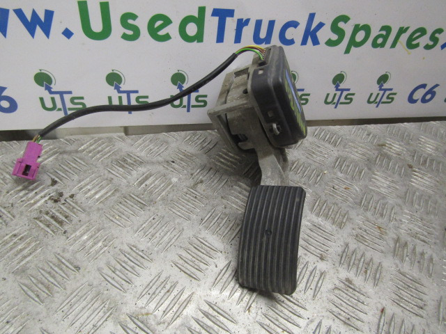 MAN TGA THROTTLE PEDAL CONTROL UNIT P/NO 81.25970.6100 - Električni sistem za Tovornjak: slika 1 MAN TGA THROTTLE PEDAL CONTROL UNIT P/NO 81.25970.6100 - Električni sistem za Tovornjak: slika 1