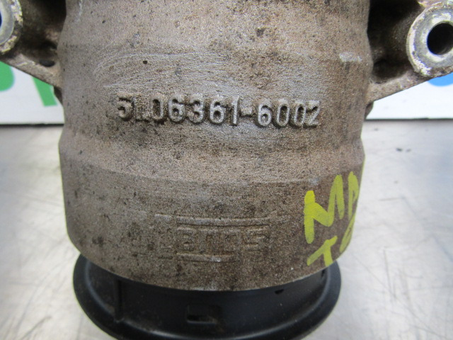 MAN TGS/TGX D2066 FUEL FILTER HOUSING P/NO 51-06361-6002 - Motor in deli za Tovornjak: slika 2 MAN TGS/TGX D2066 FUEL FILTER HOUSING P/NO 51-06361-6002 - Motor in deli za Tovornjak: slika 2