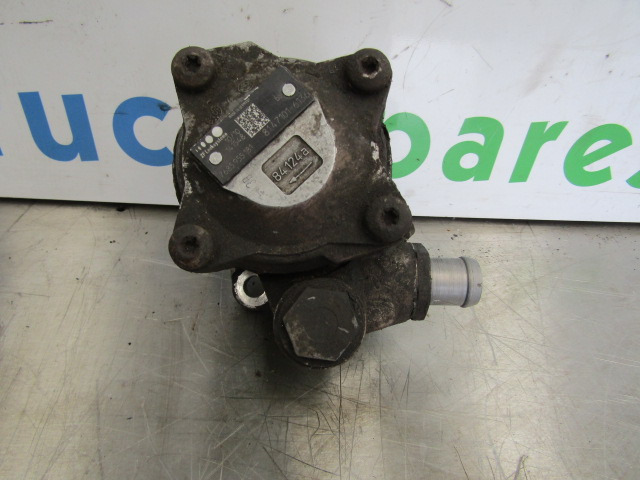 MAN TGS/TGX D2066 POWER STEERING PUMP P/NO 51.47101.6136 - Krmarjenje za Tovornjak: slika 1 MAN TGS/TGX D2066 POWER STEERING PUMP P/NO 51.47101.6136 - Krmarjenje za Tovornjak: slika 1