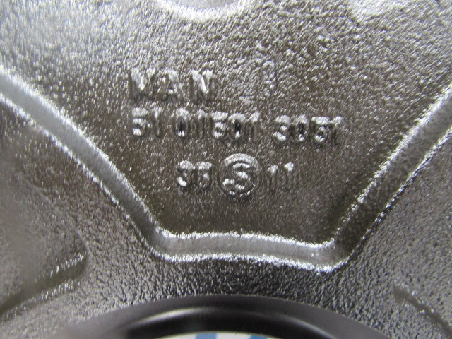 MAN TGS / TGX FRONT TIMING COVER P/NO 51.01501.3051 - Motor in deli za Tovornjak: slika 3 MAN TGS / TGX FRONT TIMING COVER P/NO 51.01501.3051 - Motor in deli za Tovornjak: slika 3