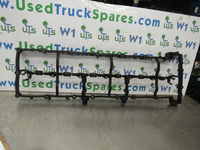 MERCEDES ACTROS MP4 OM471-6 INJECTOR HARNESS HOLDER P/NO A4710100279 - Električni sistem za Tovornjak: slika 1 MERCEDES ACTROS MP4 OM471-6 INJECTOR HARNESS HOLDER P/NO A4710100279 - Električni sistem za Tovornjak: slika 1