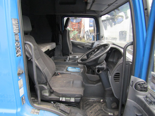 MERCEDES AXOR CAB EX 2012 - Kabina za Tovornjak: slika 4 MERCEDES AXOR CAB EX 2012 - Kabina za Tovornjak: slika 4