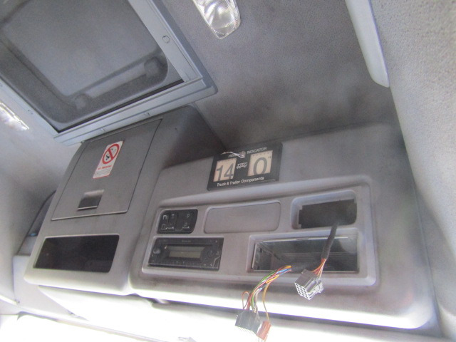 MERCEDES AXOR CAB EX 2012 - Kabina za Tovornjak: slika 3 MERCEDES AXOR CAB EX 2012 - Kabina za Tovornjak: slika 3