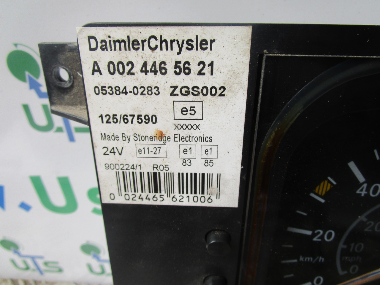 MERCEDES AXOR / ECONIC CLOCK CLUSTER P/NO A0024465621 - Električni sistem za Tovornjak: slika 2 MERCEDES AXOR / ECONIC CLOCK CLUSTER P/NO A0024465621 - Električni sistem za Tovornjak: slika 2