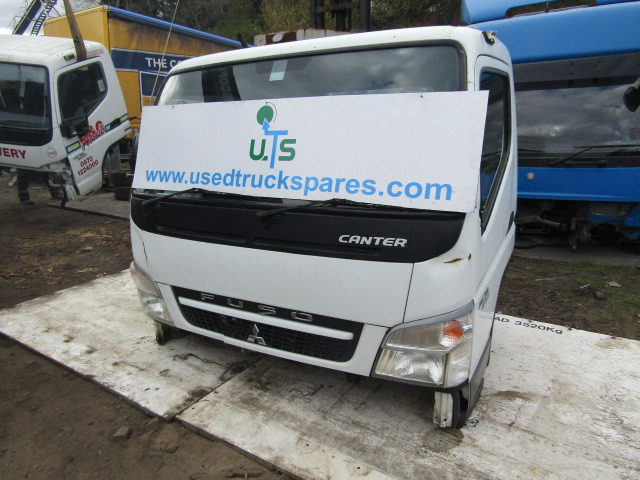 MITSUBISHI FUSO 35C13 EURO 5 CAB 2012 - Kabina za Tovornjak: slika 1 MITSUBISHI FUSO 35C13 EURO 5 CAB 2012 - Kabina za Tovornjak: slika 1