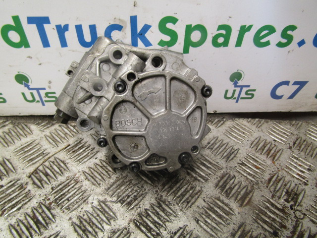 MITSUBISHI FUSO 4P10 BOSCH OIL PUMP P/NO 290311-1-A - Sistem goriva za Tovornjak: slika 1 MITSUBISHI FUSO 4P10 BOSCH OIL PUMP P/NO 290311-1-A - Sistem goriva za Tovornjak: slika 1