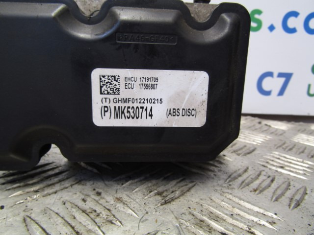 MITSUBISHI FUSO ABS / ECU MODULE MK530714 - ECU za Tovornjak: slika 2 MITSUBISHI FUSO ABS / ECU MODULE MK530714 - ECU za Tovornjak: slika 2