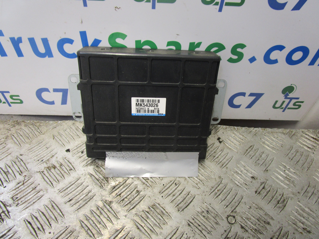 MITSUBISHI FUSO CONTROL UNIT P/NO MK543026 - Električni sistem za Tovornjak: slika 1 MITSUBISHI FUSO CONTROL UNIT P/NO MK543026 - Električni sistem za Tovornjak: slika 1