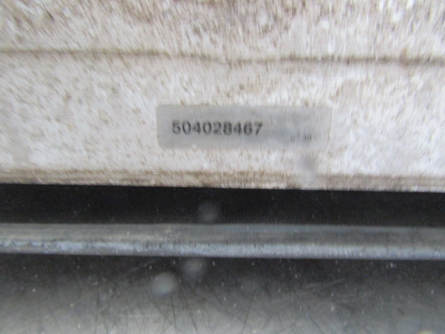 RENAULT MIDLUM DCI 130 INTERCOOLER P/NO 504028467 - Hladilnik motorja za Tovornjak: slika 2 RENAULT MIDLUM DCI 130 INTERCOOLER P/NO 504028467 - Hladilnik motorja za Tovornjak: slika 2