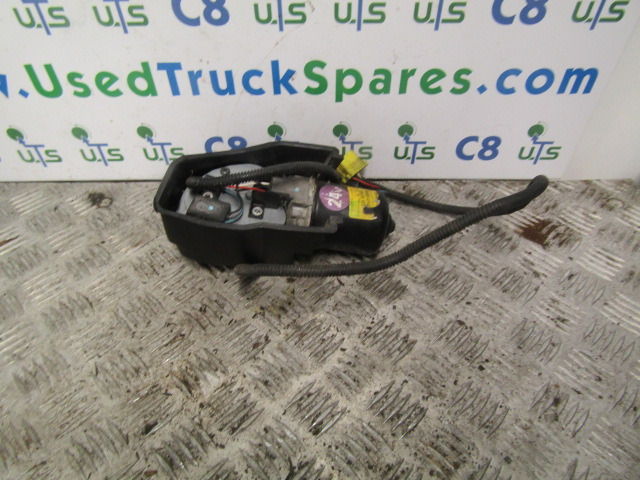 RENAULT MIDLUM DCI WIPER MOTOR P/NO 53558402 - Kabina in notranjost za Tovornjak: slika 1 RENAULT MIDLUM DCI WIPER MOTOR P/NO 53558402 - Kabina in notranjost za Tovornjak: slika 1