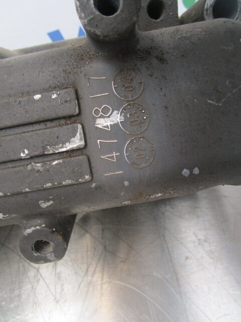 SCANIA 124 420 DC1203 INLET MANIFOLD 1474817 - Motor in deli za Tovornjak: slika 2 SCANIA 124 420 DC1203 INLET MANIFOLD 1474817 - Motor in deli za Tovornjak: slika 2