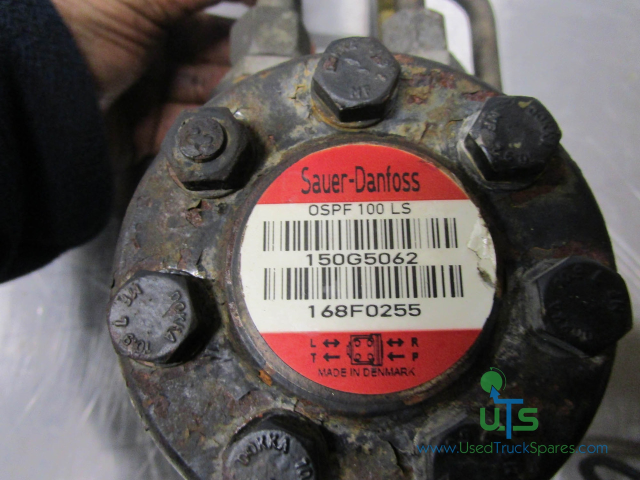 SCHMIDT SWINGO 200 POWER STEERING PUMP P/NO 150G5062 - Krmilna črpalka za Komunalno/ Posebno vozilo: slika 2 SCHMIDT SWINGO 200 POWER STEERING PUMP P/NO 150G5062 - Krmilna črpalka za Komunalno/ Posebno vozilo: slika 2