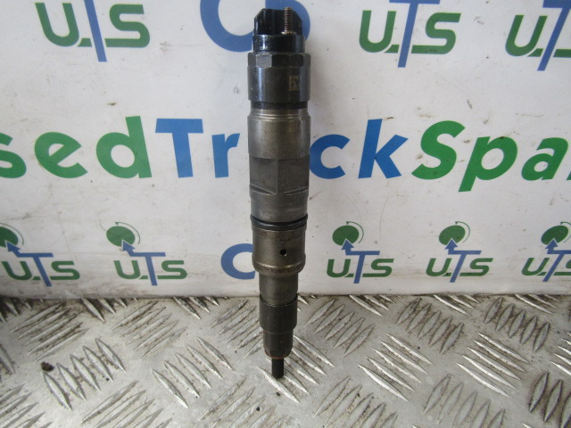 VOLVO FE D7E INJECTORS AND CLAMPS BOSCH SET OF 6 - Sistem goriva za Tovornjak: slika 2 VOLVO FE D7E INJECTORS AND CLAMPS BOSCH SET OF 6 - Sistem goriva za Tovornjak: slika 2