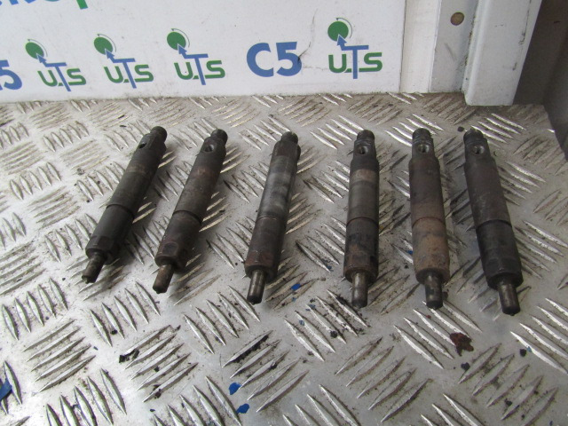 VOLVO FLE D6B 220/250 BOSCH INJECTORS P/NO 0432191405 - Sistem goriva za Tovornjak: slika 1 VOLVO FLE D6B 220/250 BOSCH INJECTORS P/NO 0432191405 - Sistem goriva za Tovornjak: slika 1