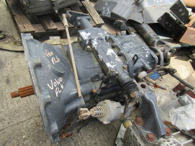 VOLVO FLE EATON 4106A 6 SPEED GEARBOX SUITS 1998 – 2006 TRUCK - Menjalnik za Tovornjak: slika 3 VOLVO FLE EATON 4106A 6 SPEED GEARBOX SUITS 1998 – 2006 TRUCK - Menjalnik za Tovornjak: slika 3