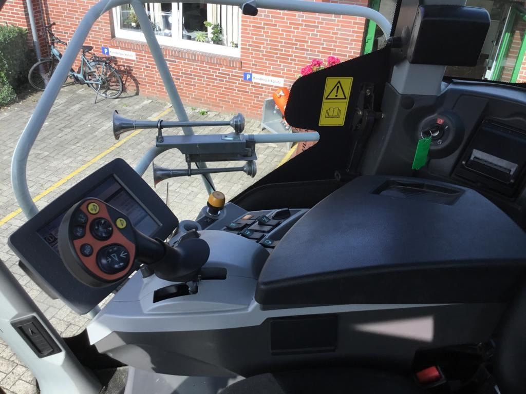 CLAAS JAGUAR 960 - Kombajn za krmo: slika 4 CLAAS JAGUAR 960 - Kombajn za krmo: slika 4