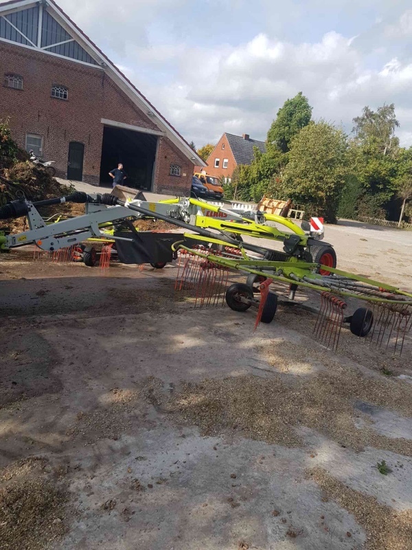 CLAAS Liner 2800 - Obračalnik/ Zgrabljalnik: slika 2 CLAAS Liner 2800 - Obračalnik/ Zgrabljalnik: slika 2