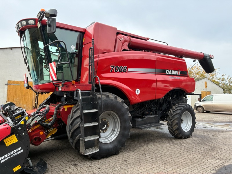Case 7088 Axial-Flow - Kombajn harvester: slika 1 Case 7088 Axial-Flow - Kombajn harvester: slika 1