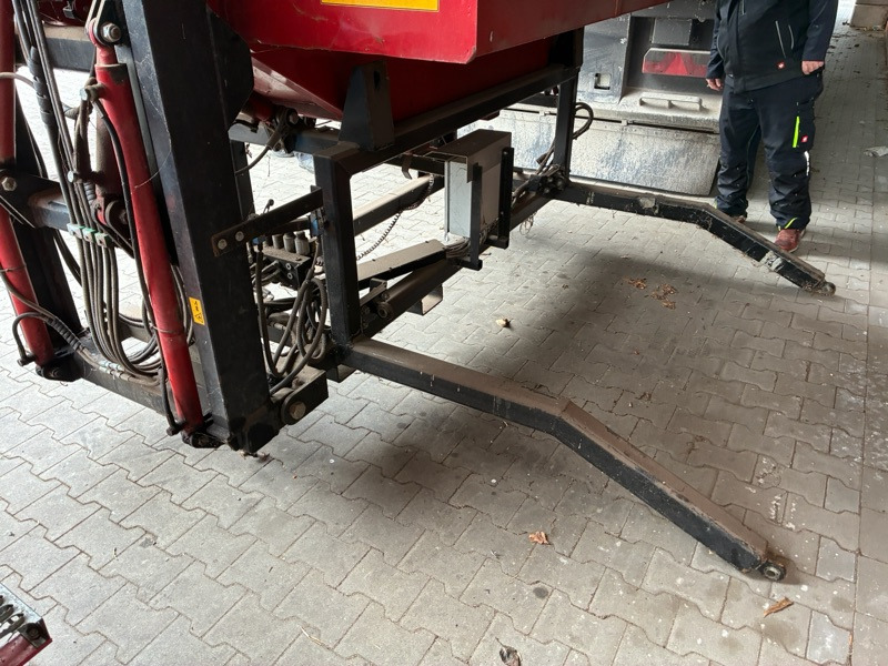 Case 7088 Axial-Flow - Kombajn harvester: slika 5 Case 7088 Axial-Flow - Kombajn harvester: slika 5