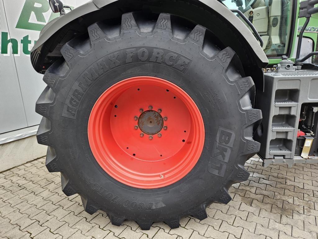Fendt 824 Vario ProfiPlus - Traktor: slika 5 Fendt 824 Vario ProfiPlus - Traktor: slika 5