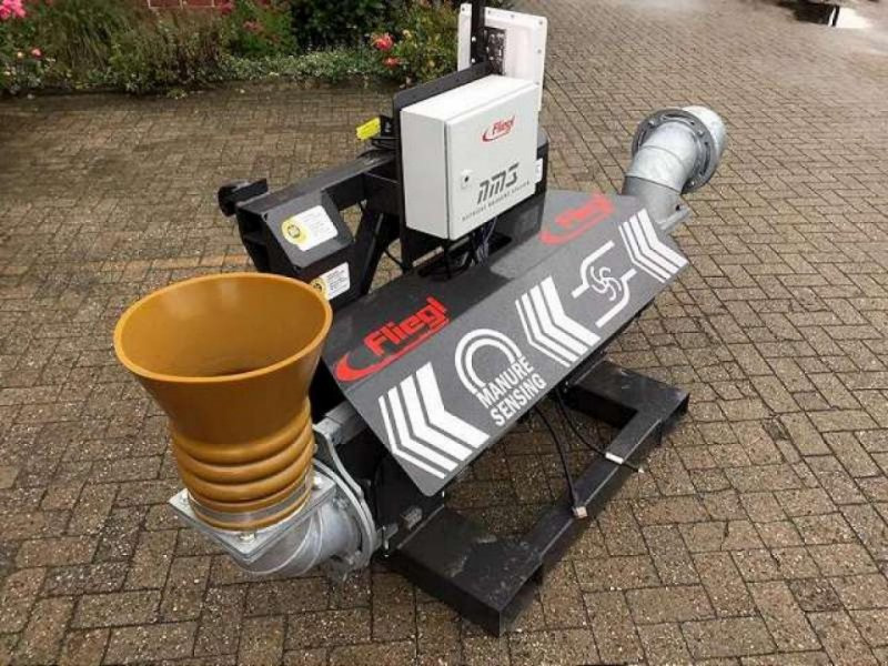 Fliegl NIR STATION 8 - Oprema za gnojenje: slika 4 Fliegl NIR STATION 8 - Oprema za gnojenje: slika 4