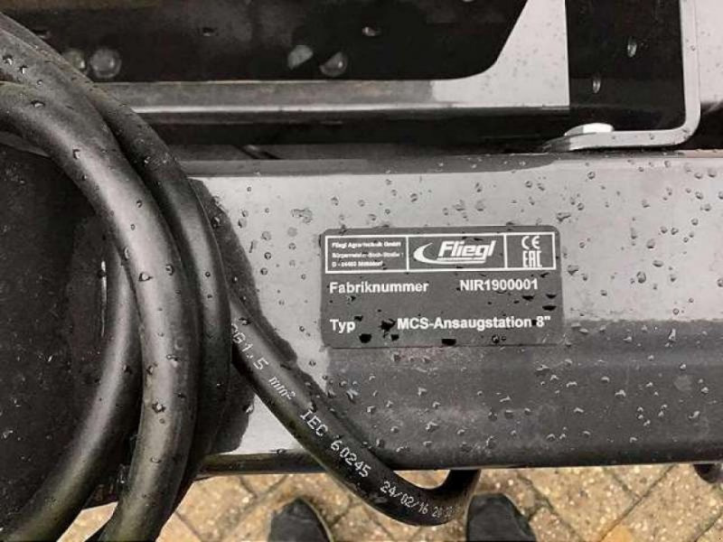 Fliegl NIR STATION 8 - Oprema za gnojenje: slika 2 Fliegl NIR STATION 8 - Oprema za gnojenje: slika 2