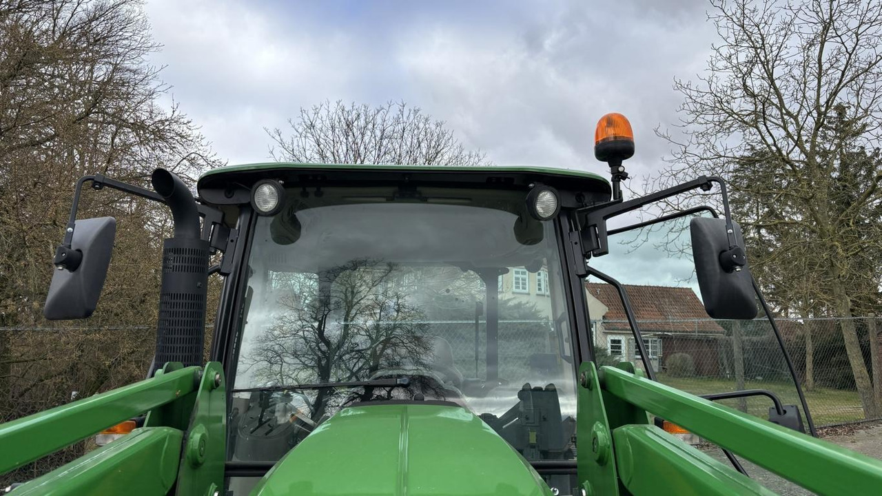 John Deere 5075E STUFE V - Traktor: slika 2 John Deere 5075E STUFE V - Traktor: slika 2