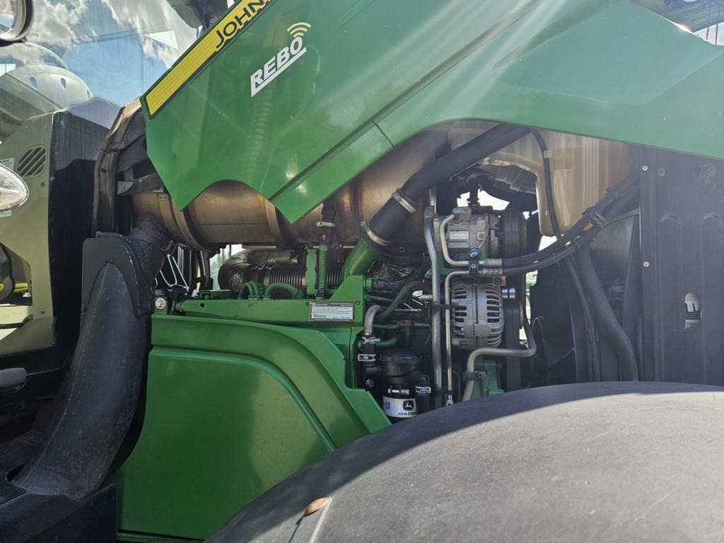 John Deere 6210R - Traktor: slika 2 John Deere 6210R - Traktor: slika 2