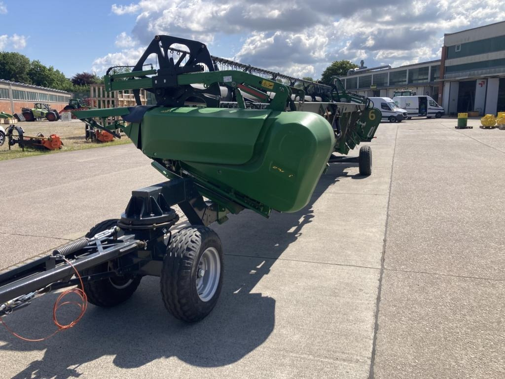 John Deere 630X - Kombajn harvester: slika 2 John Deere 630X - Kombajn harvester: slika 2