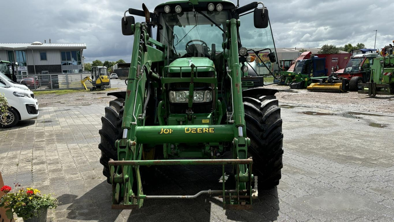 Traktor John Deere 6430: slika 24 Traktor John Deere 6430: slika 24