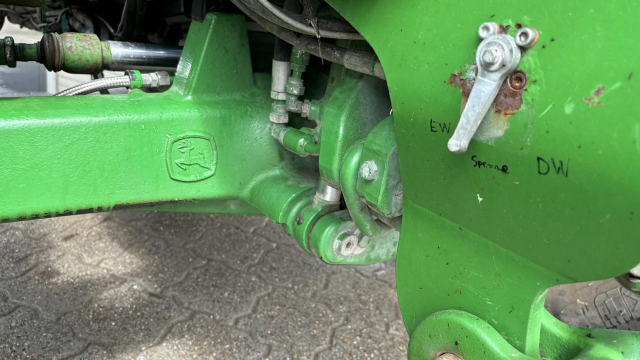 Traktor John Deere 6430: slika 32 Traktor John Deere 6430: slika 32