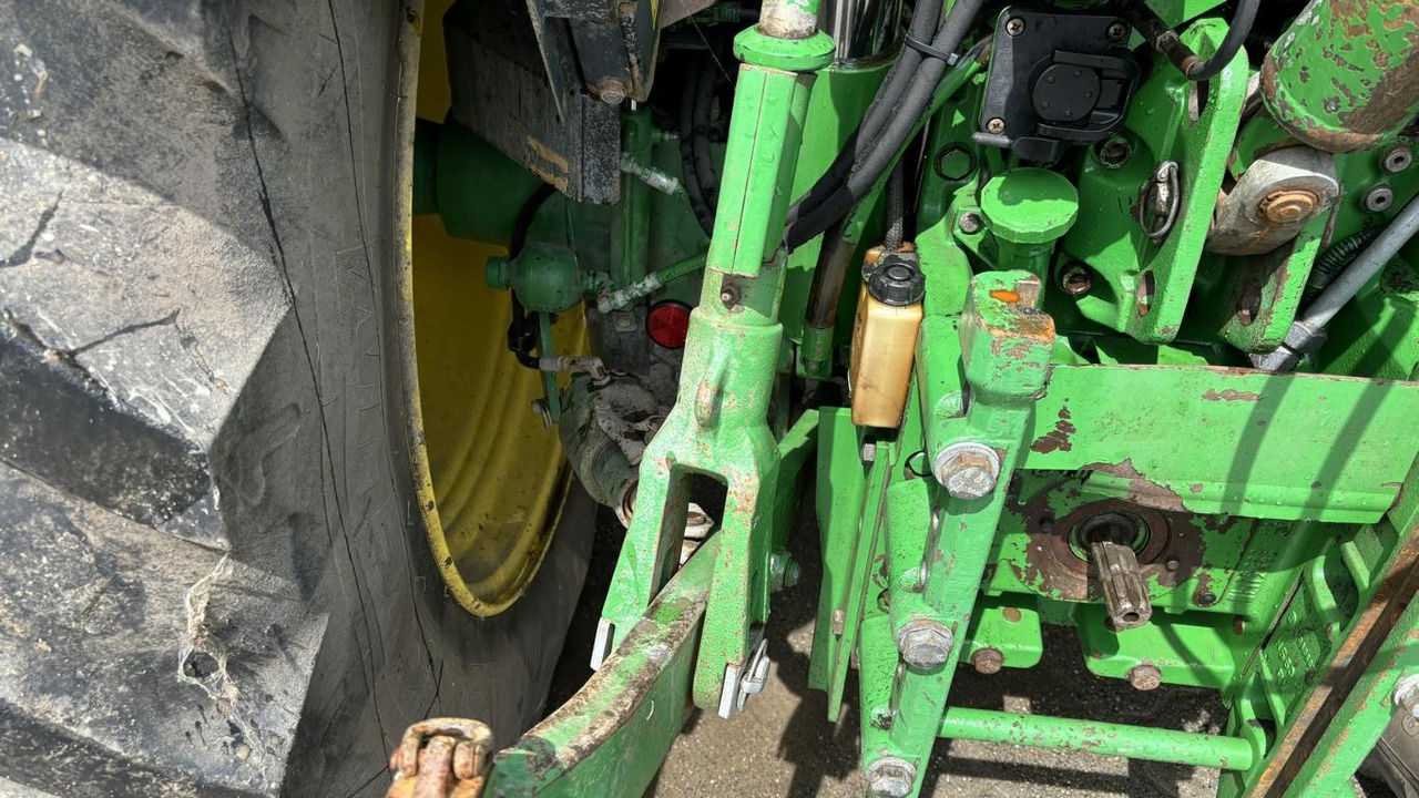 Traktor John Deere 6430: slika 17 Traktor John Deere 6430: slika 17