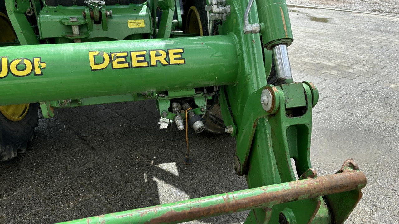 Traktor John Deere 6430: slika 22 Traktor John Deere 6430: slika 22