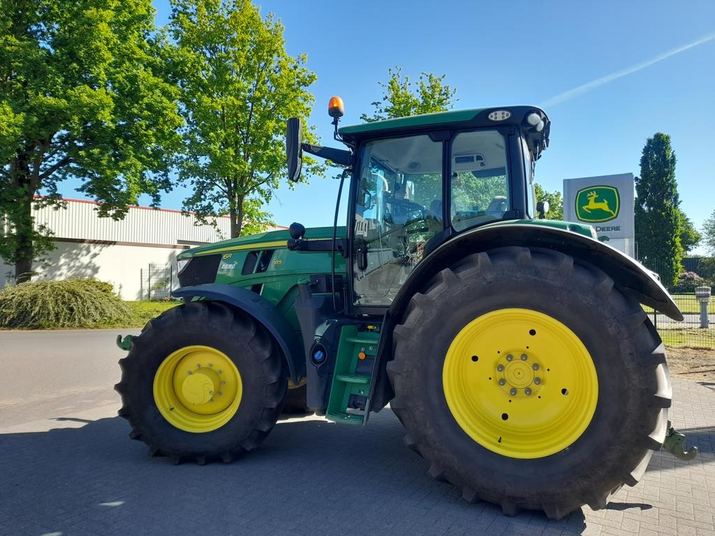 John Deere 6R185 - Traktor: slika 1 John Deere 6R185 - Traktor: slika 1