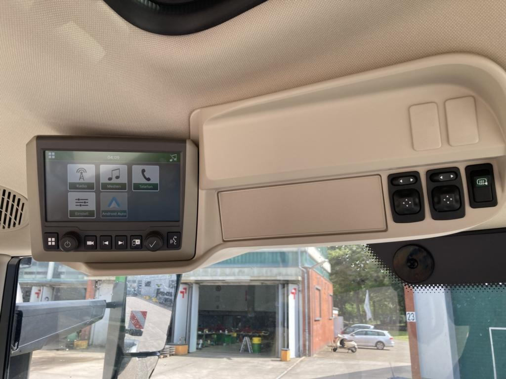 John Deere 6R250 - Traktor: slika 3 John Deere 6R250 - Traktor: slika 3