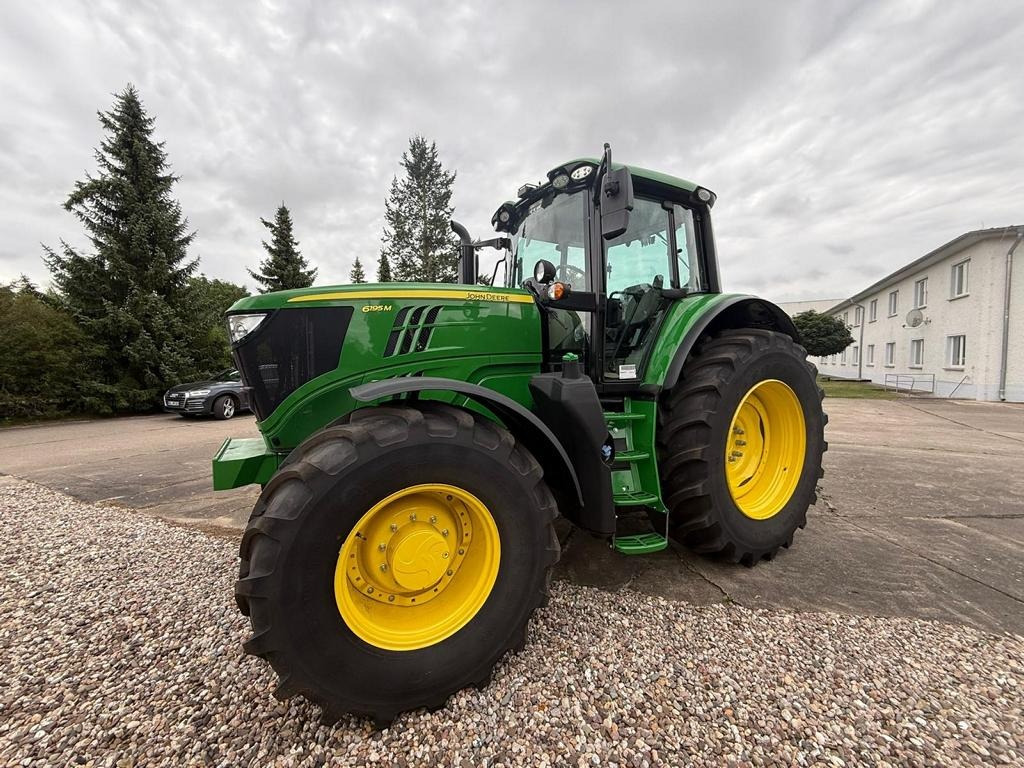 John Deere TRAKTOR 6195M MIT KABINE - Traktor: slika 4 John Deere TRAKTOR 6195M MIT KABINE - Traktor: slika 4