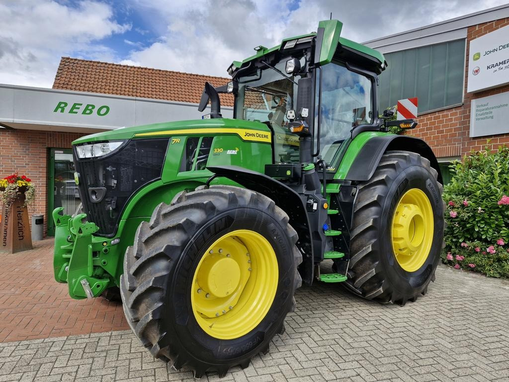 John Deere TRAKTOR 7R330 - Traktor: slika 1 John Deere TRAKTOR 7R330 - Traktor: slika 1