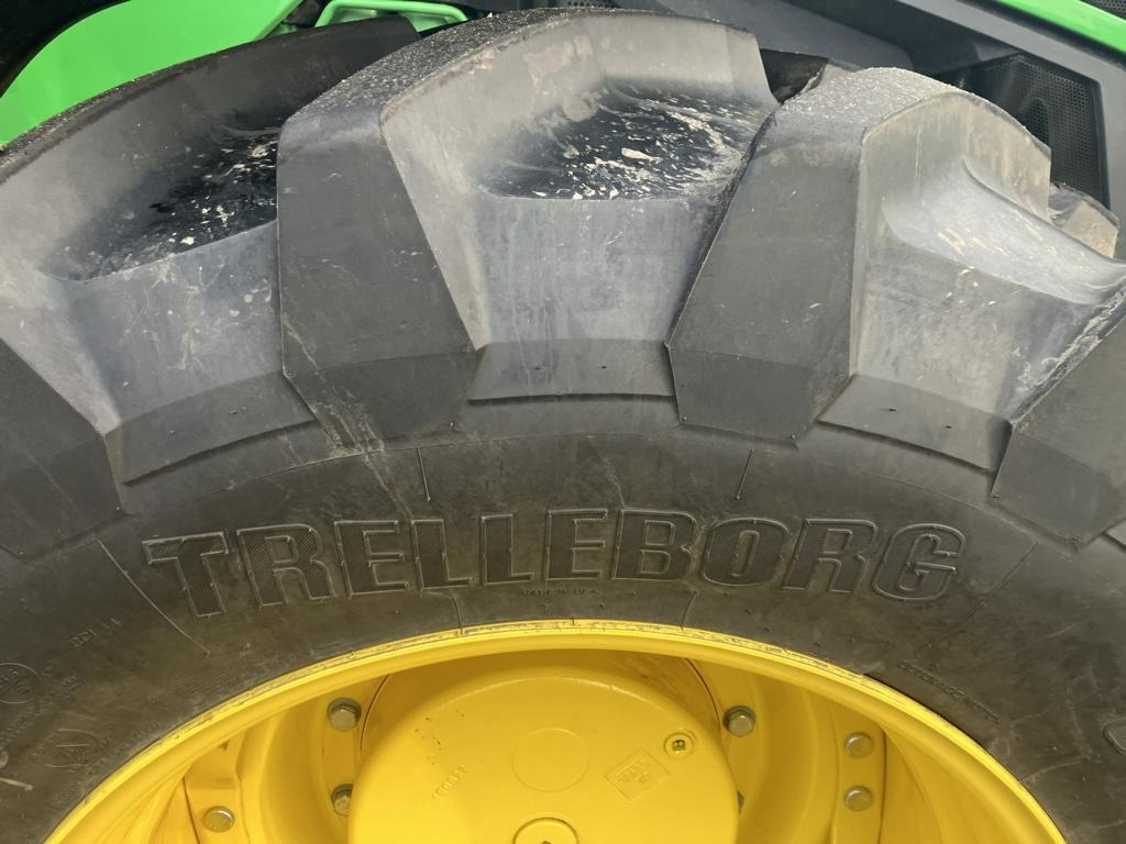 John Deere TRAKTOR 8R340 - Traktor: slika 4 John Deere TRAKTOR 8R340 - Traktor: slika 4