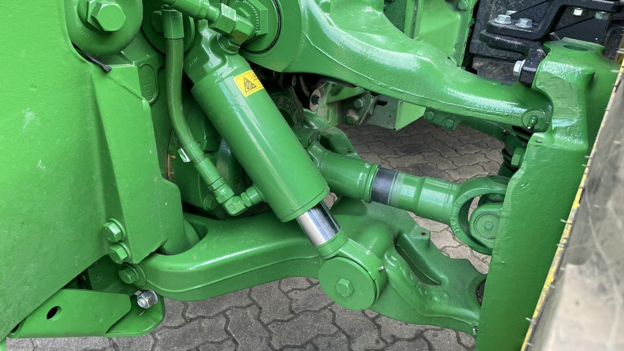 John Deere TRAKTOR 8R410 lizing John Deere TRAKTOR 8R410: slika 41