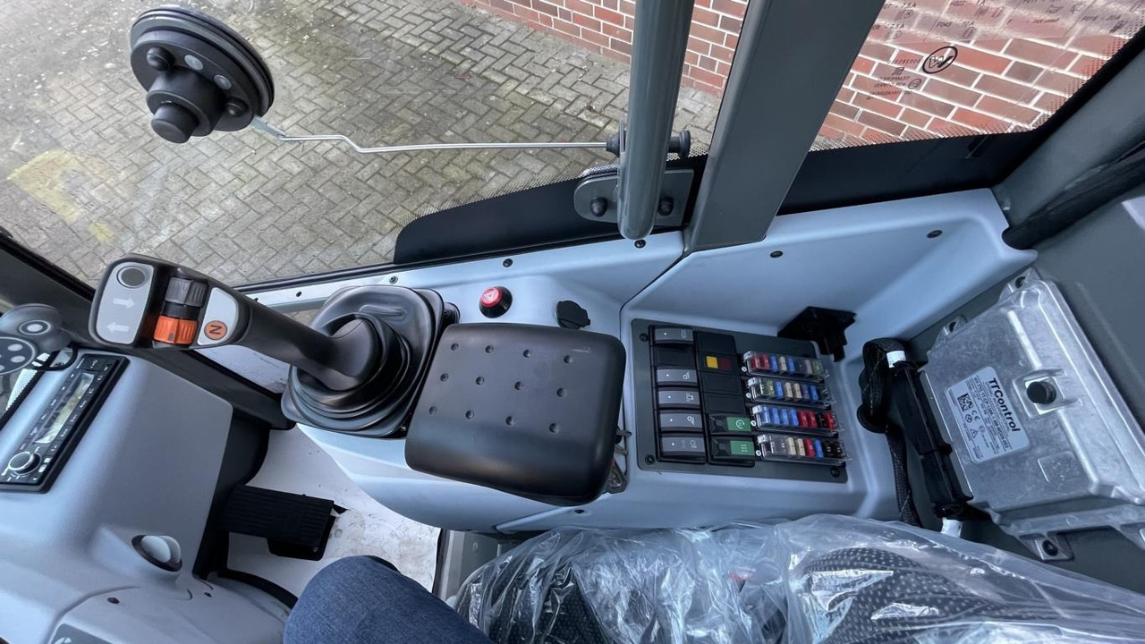 Kramer 5050 - Kolesni nakladalec: slika 4 Kramer 5050 - Kolesni nakladalec: slika 4