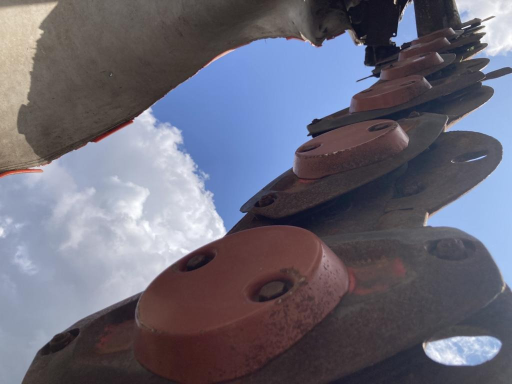 Kuhn GMD 883 - Kosilnica: slika 2 Kuhn GMD 883 - Kosilnica: slika 2