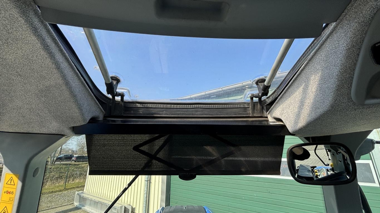 New Holland T 7.210 - Traktor: slika 5 New Holland T 7.210 - Traktor: slika 5