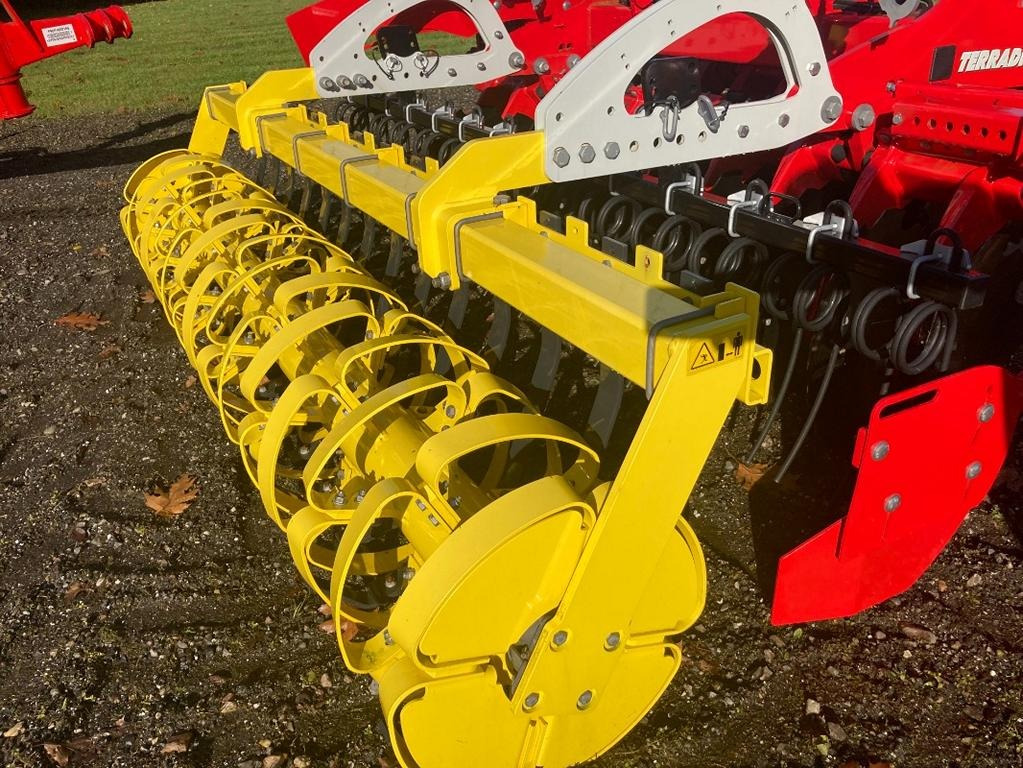 Pöttinger TERRADISC 3001 - Disk brana: slika 4 Pöttinger TERRADISC 3001 - Disk brana: slika 4